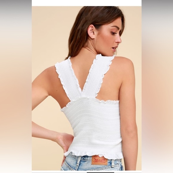 Lulu’s; Emil White Smocked Crop Top, NWT size medium - Picture 3 of 8